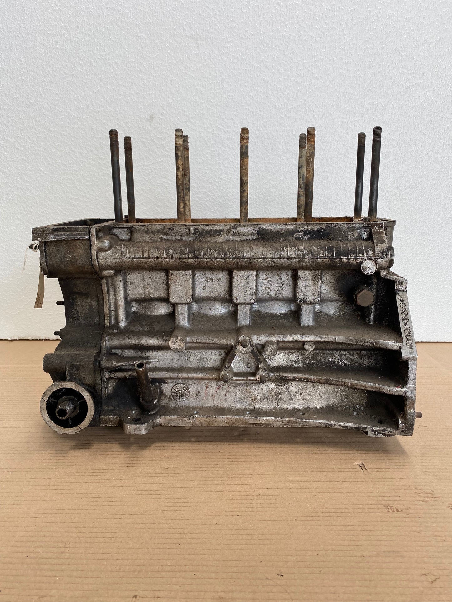 80076 USED ENGINE BLOCK ALFETTA 1800 AR01600