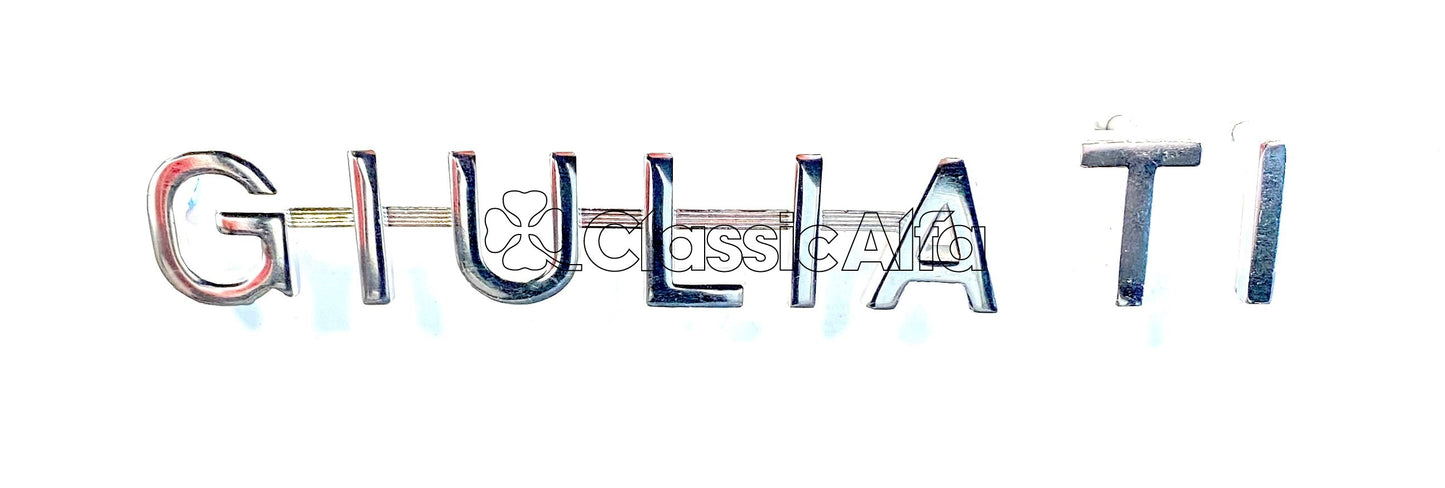 BG085 GIULIA  EARLY "GIULIA TI" BADGE