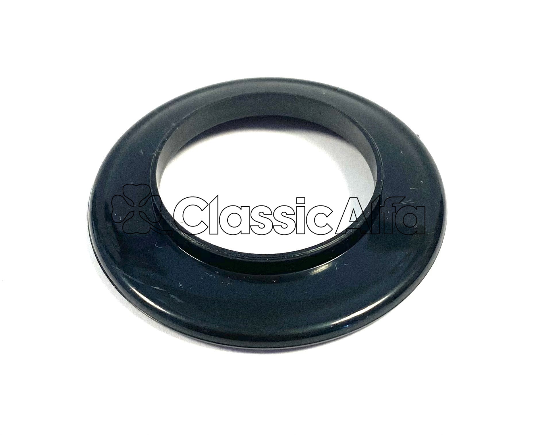 CH047 CIRCULAR BLACK PLASTIC HANDLE BACKING