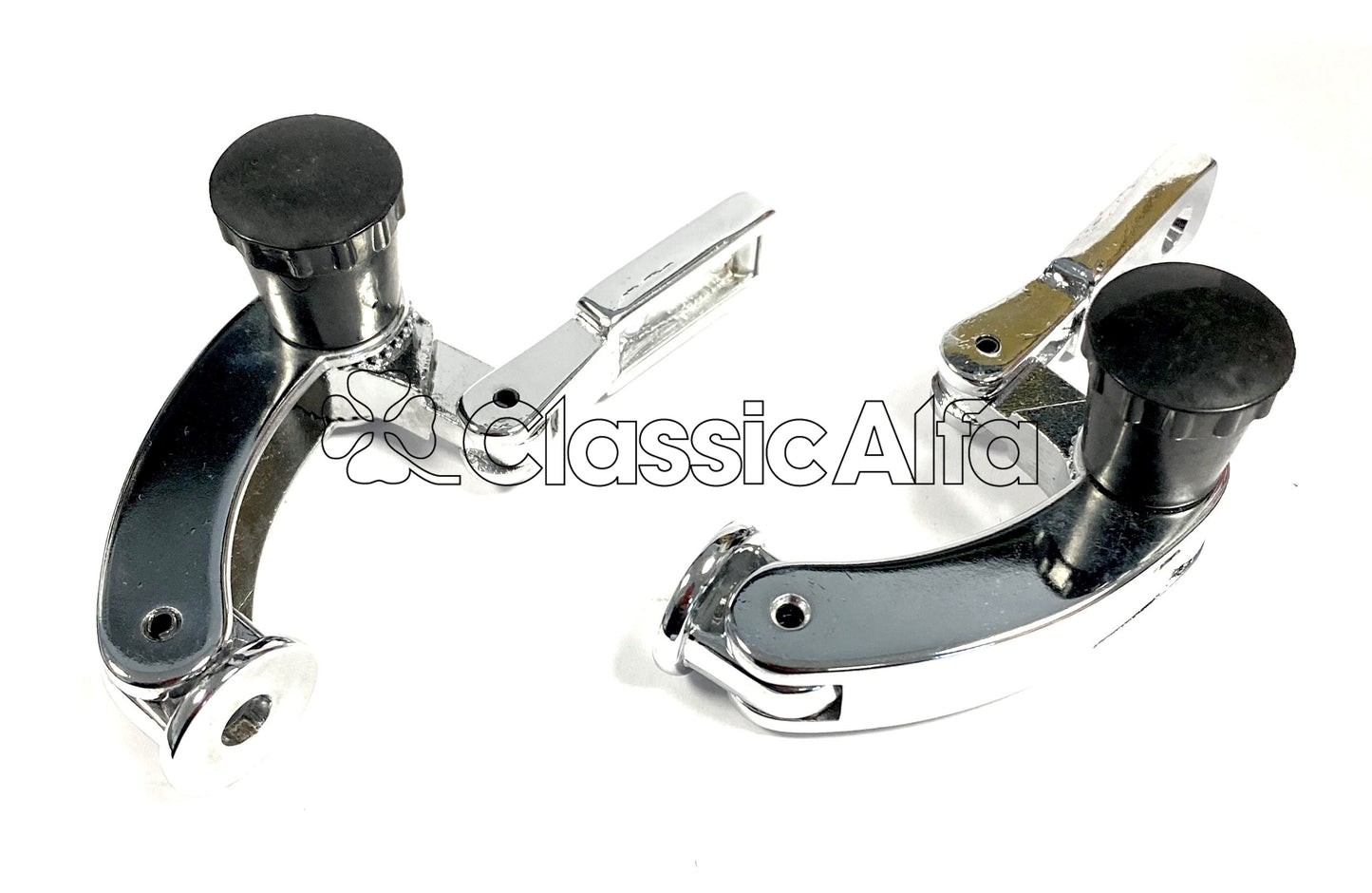CH066 PAIR OF REAR SIDE WINDOW CATCHES FOR ALL GT/GTV 1964-77