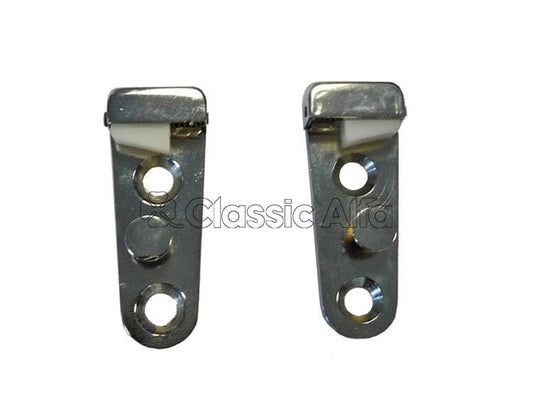 CH079 PAIR DOOR CATCHES - 1966-67 ROUNDTAIL SPIDER
