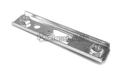 CH138 DOOR MIRROR RETAINING BRACKET