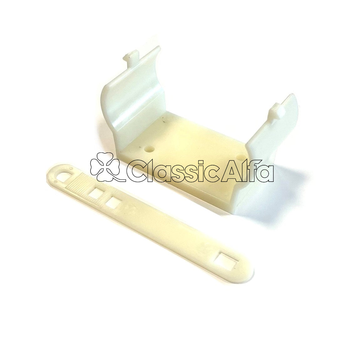 D0039 PLASTIC SUPPORT FOR AIR HOSE VALVE COVER 4CYL
