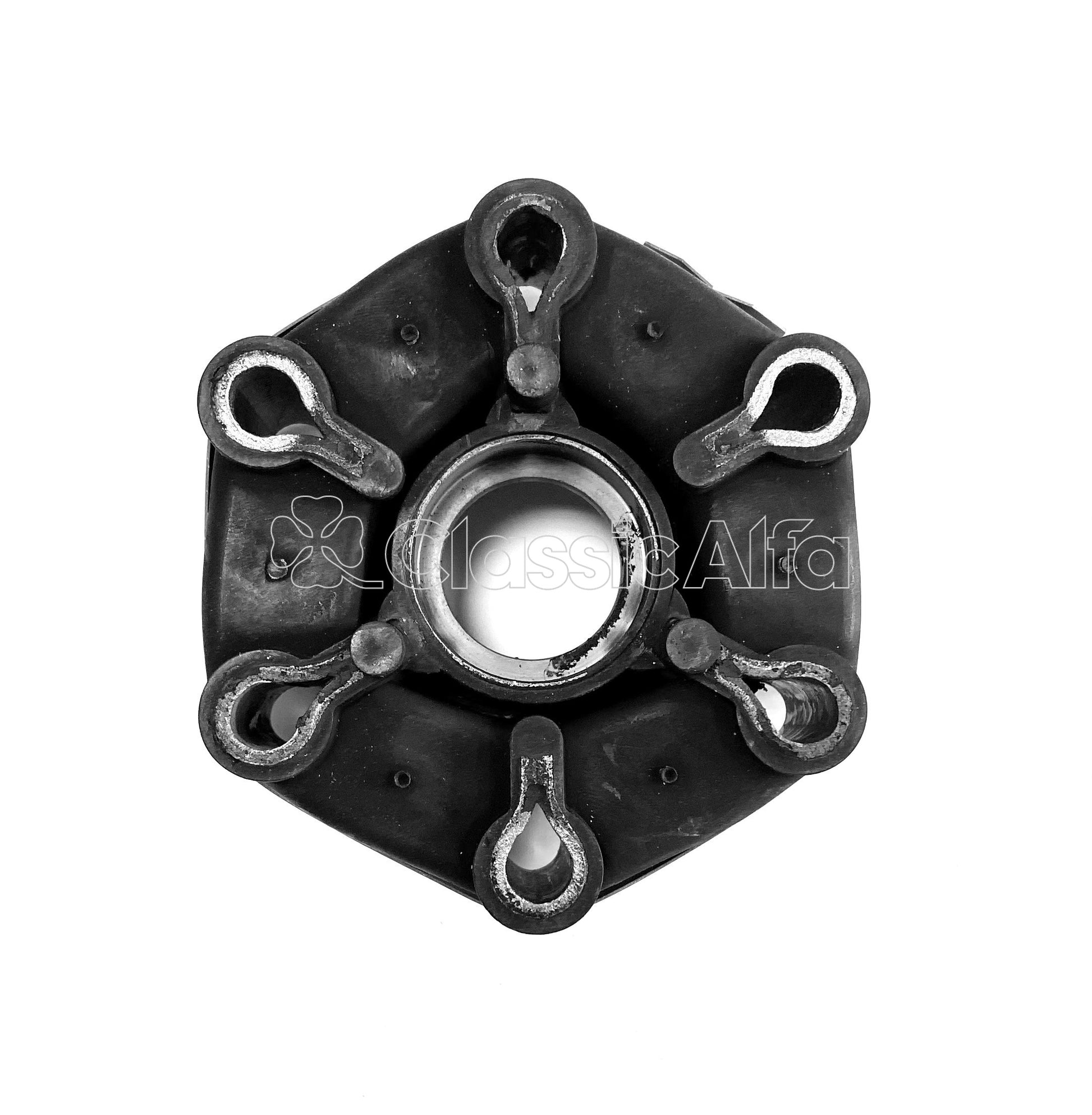 D0084 PROP COUPLING FRONT 116 & 75 4CYL 1977>