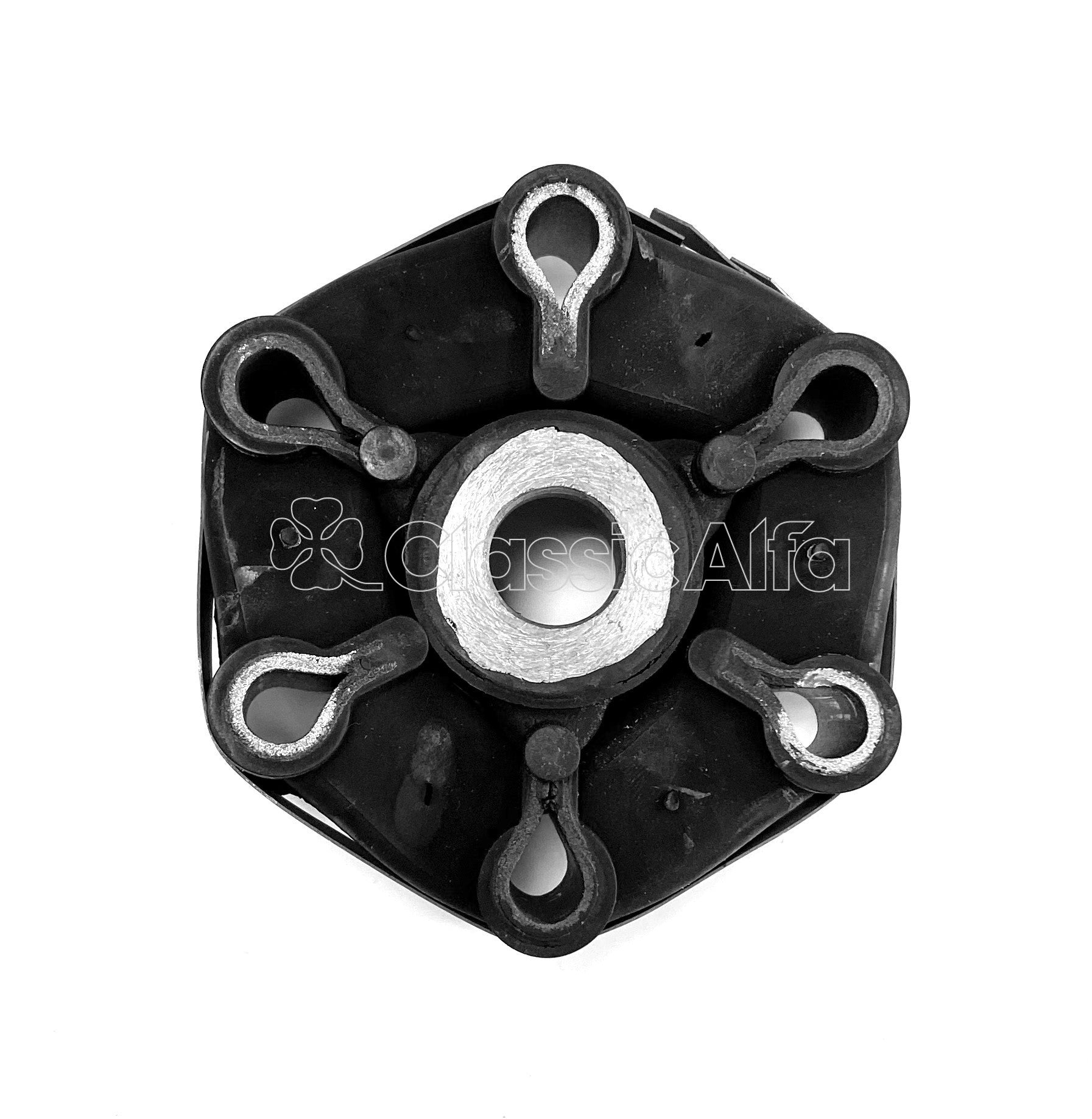 D0092 PROP COUPLING REAR  116 & 75 4CYL 1979>