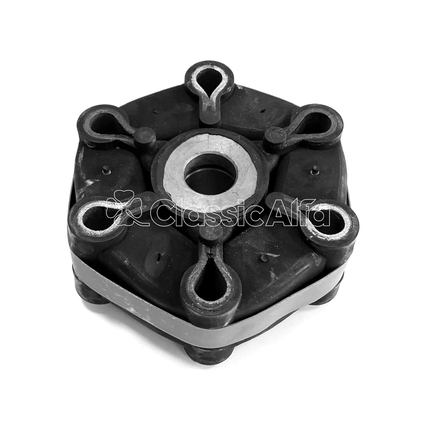 D0092 PROP COUPLING REAR  116 & 75 4CYL 1979>