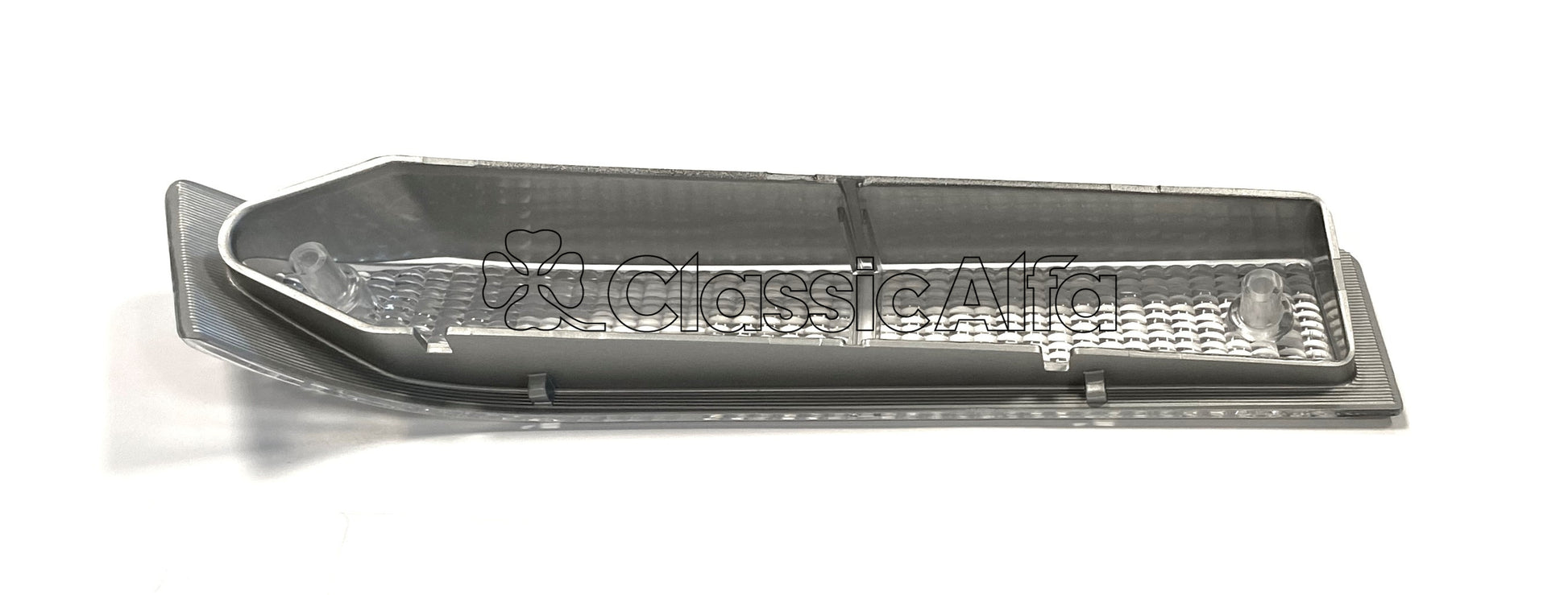 D0099 INDICATOR LENS LEFT CLEAR SERIES 1 116 GTV