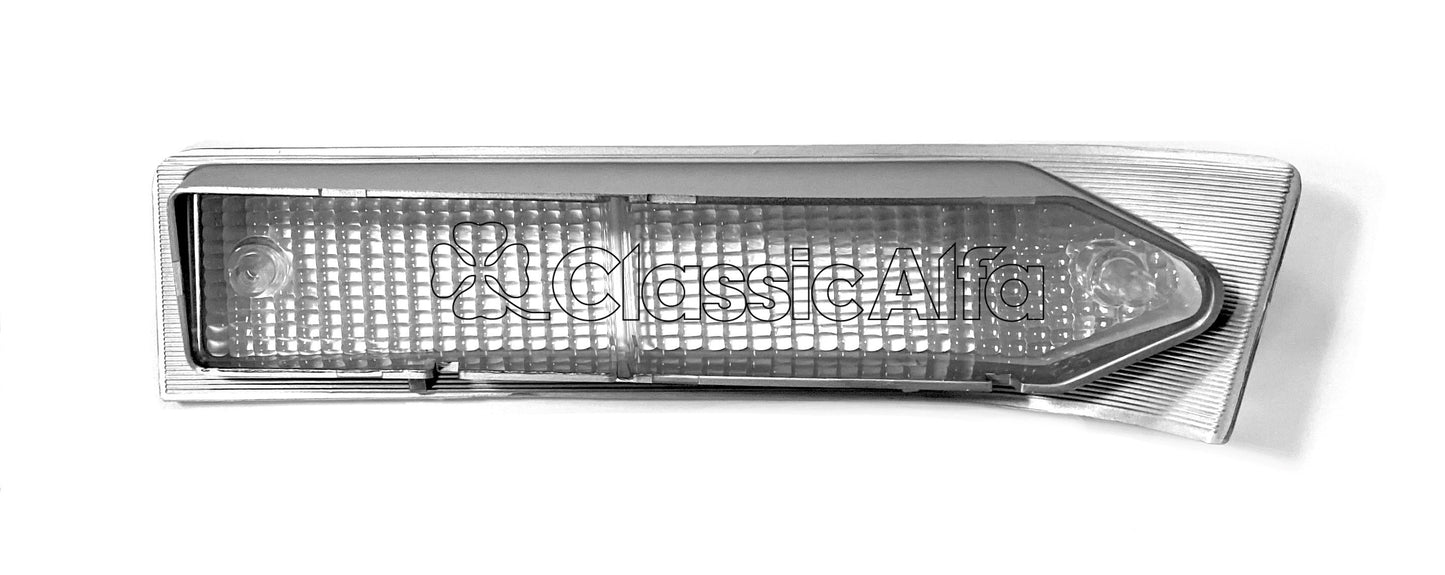 D0100 INDICATOR LENS RIGHT CLEAR SERIES 1 116 GTV