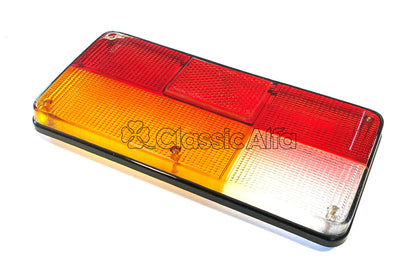 D0111 REAR LIGHT LENS LEFT BLACK RIM 116 SALOON