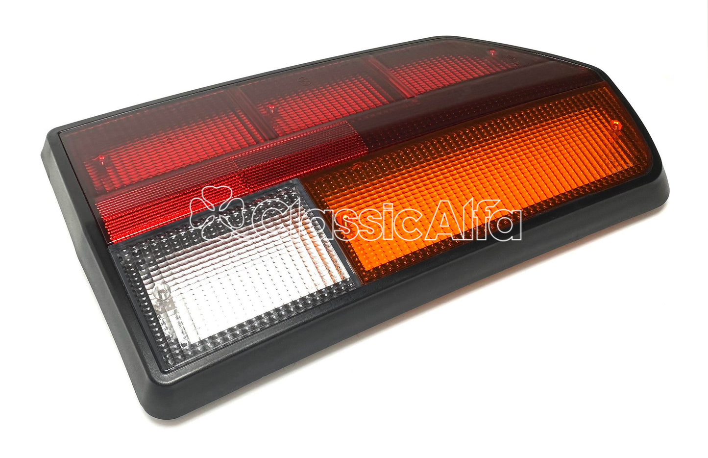 D0396 RIGHT REAR LIGHT LENS ALFETTA GTV 80-87
