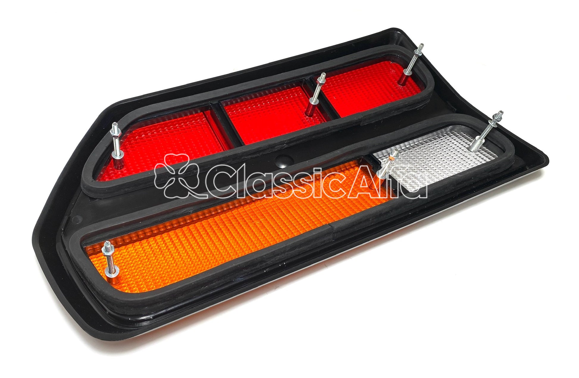 D0396 RIGHT REAR LIGHT LENS ALFETTA GTV 80-87