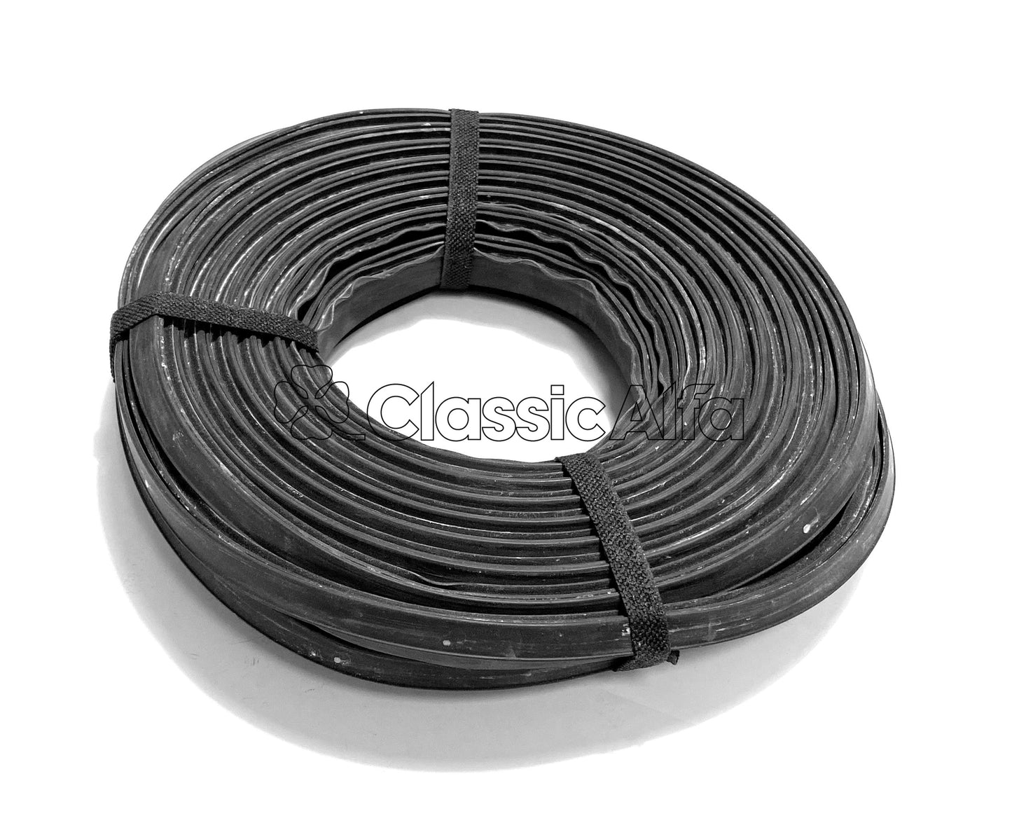 D0404 PAIR DOOR SEALS ON DOOR ALFETTA GTV