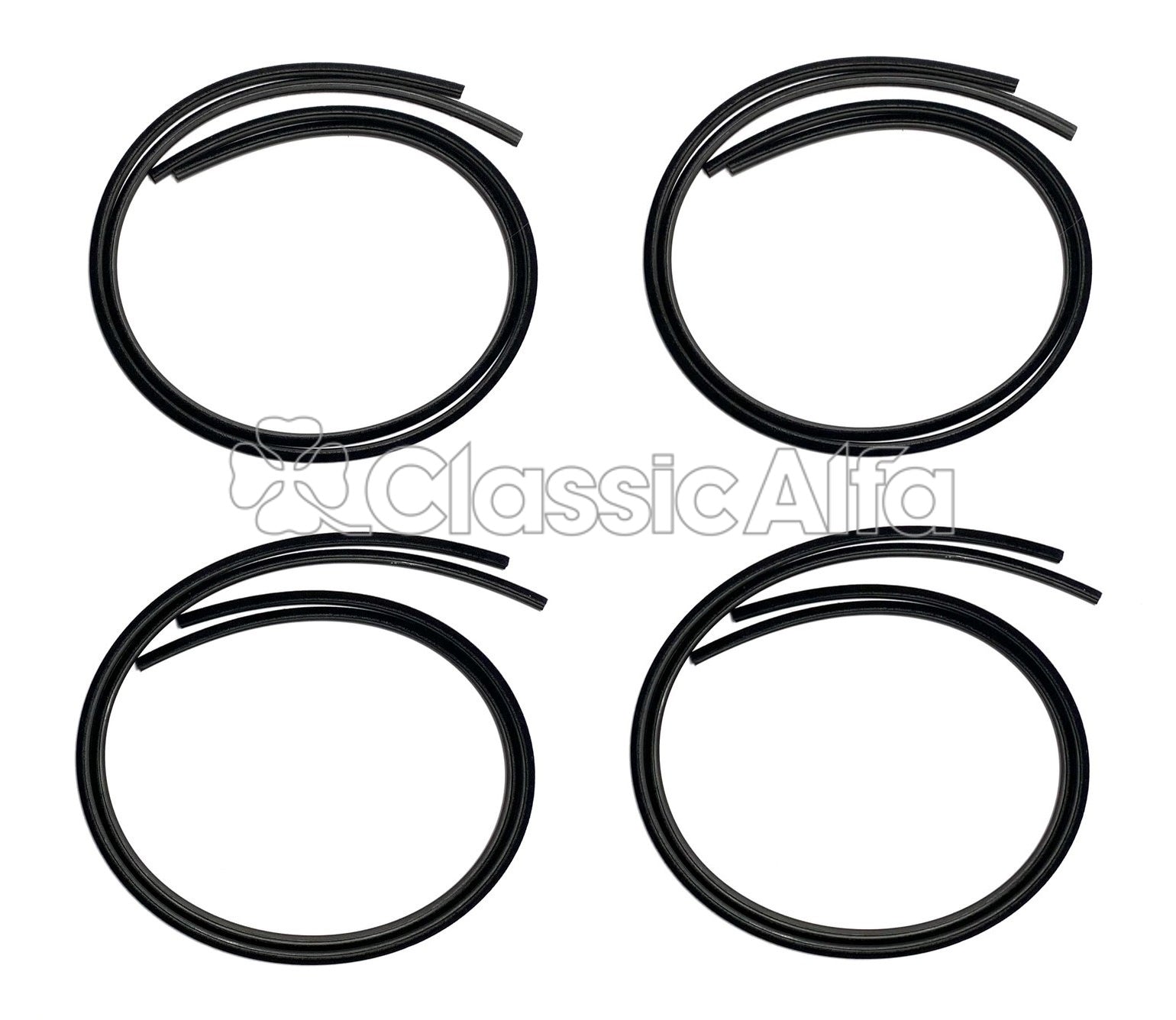 D0482 GLASS SCRAPER 1ST SERIES ALFETTA SALOON 