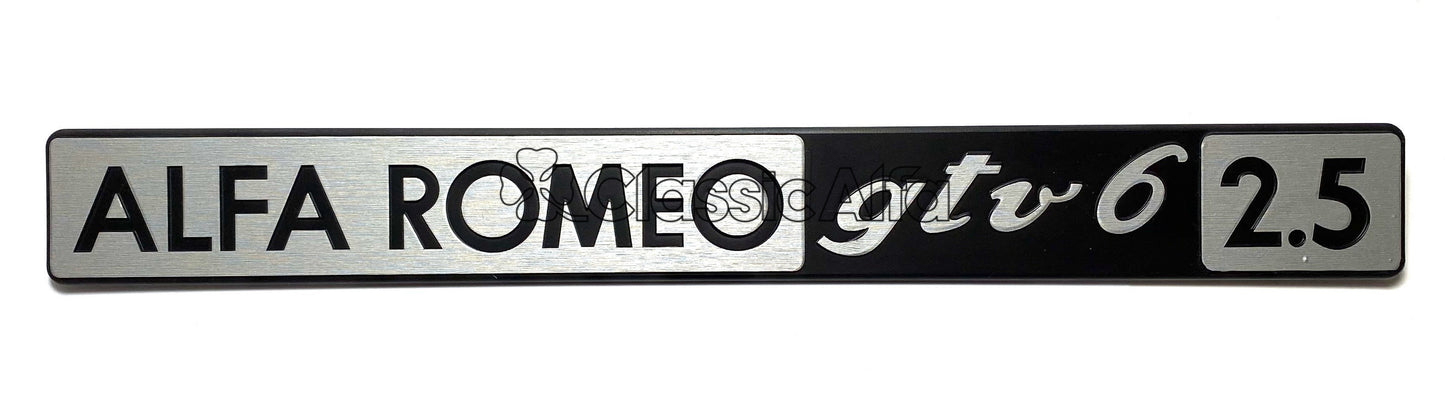 D0514 ALFETTA EARLY GTV6 2.5 BOOT BADGE