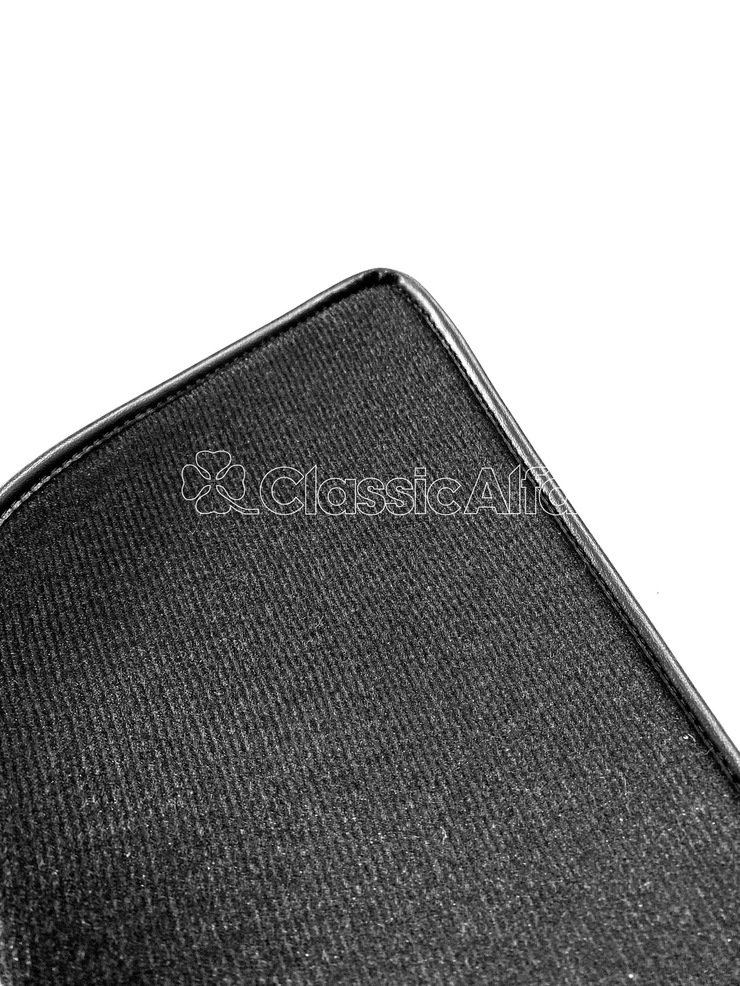 GTA045 GTA 1300 BLACK VINYL FLOOR SET - LHD