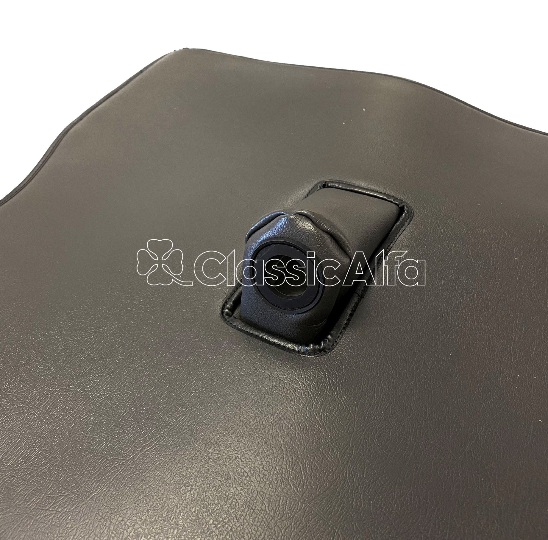 GTA046/1 GTA 1600 GREY VINYL FLOOR SET - RHD