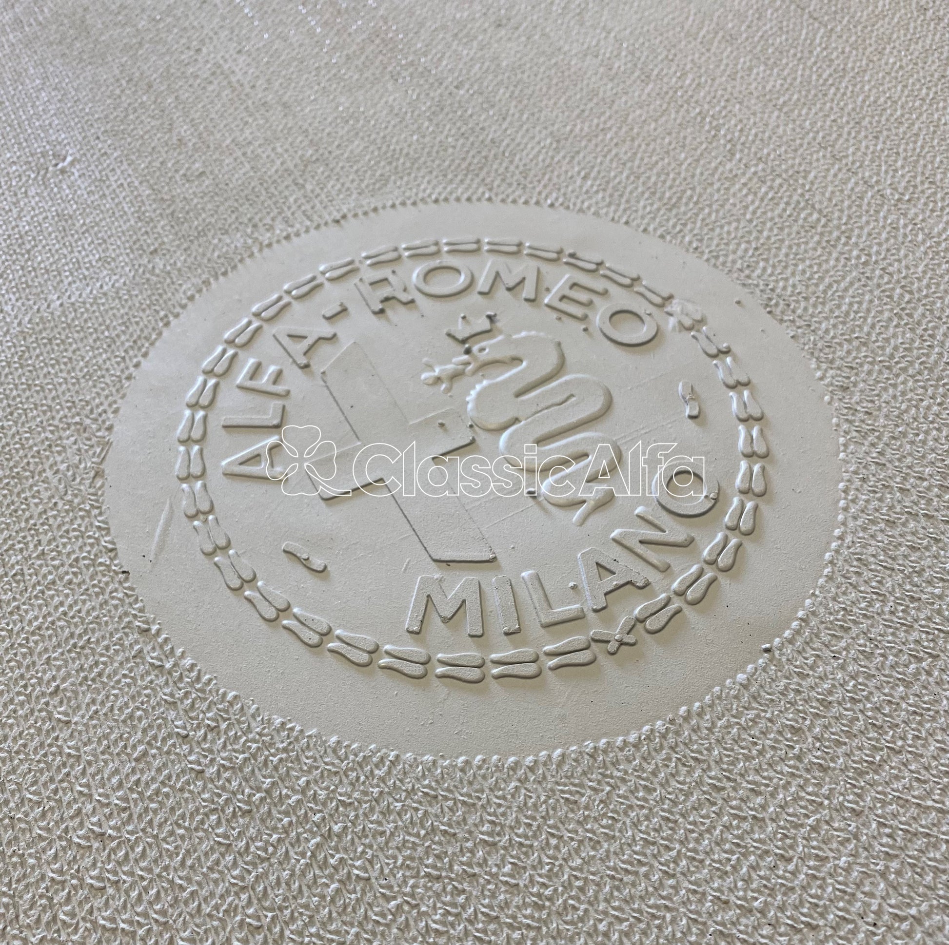 IN063 GT BOOT (TRUNK) MAIN FLOOR MAT - GREY RUBBER