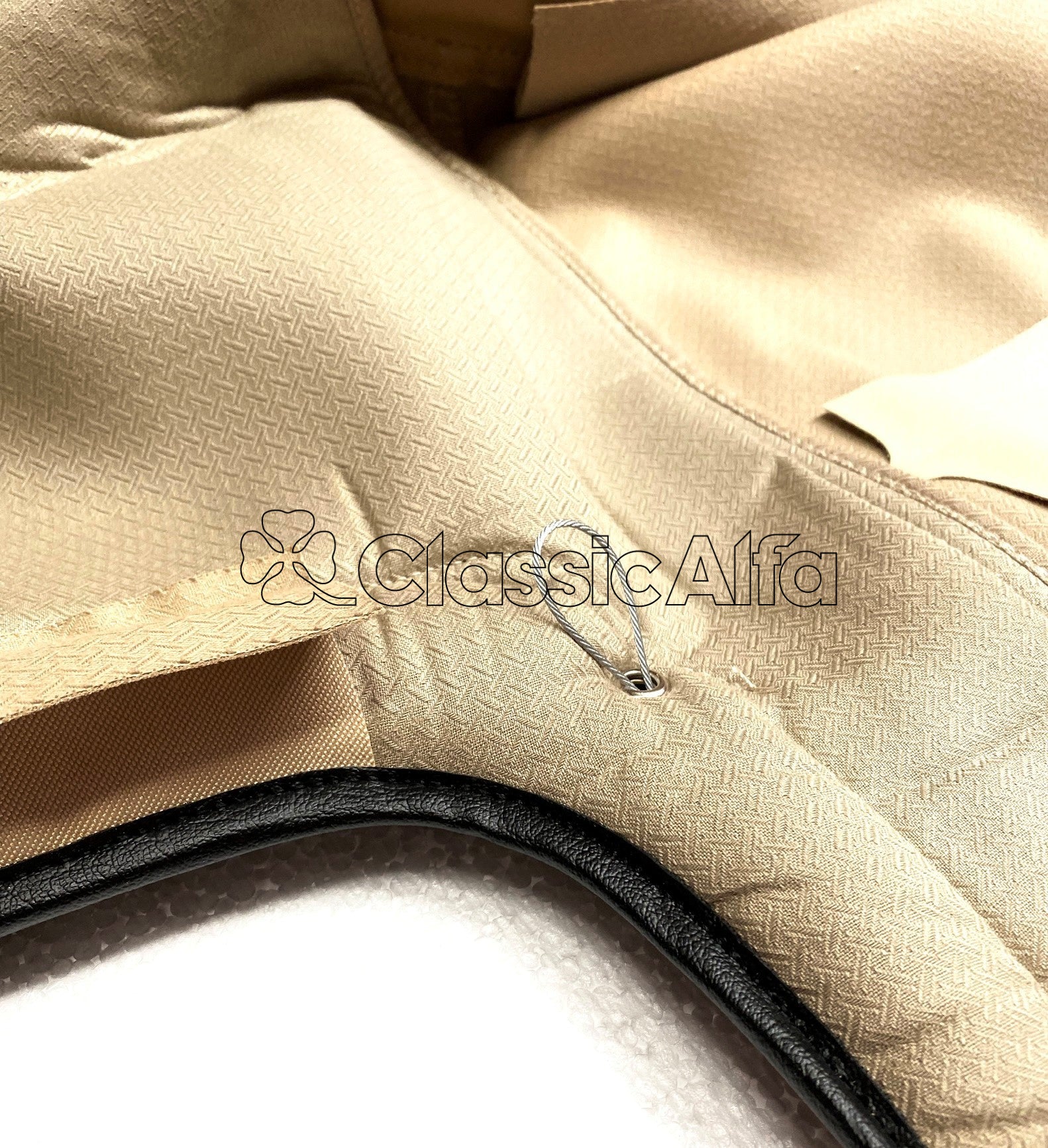 IN064/2 SOFT-TOP SPIDER 1970-93 - BEIGE