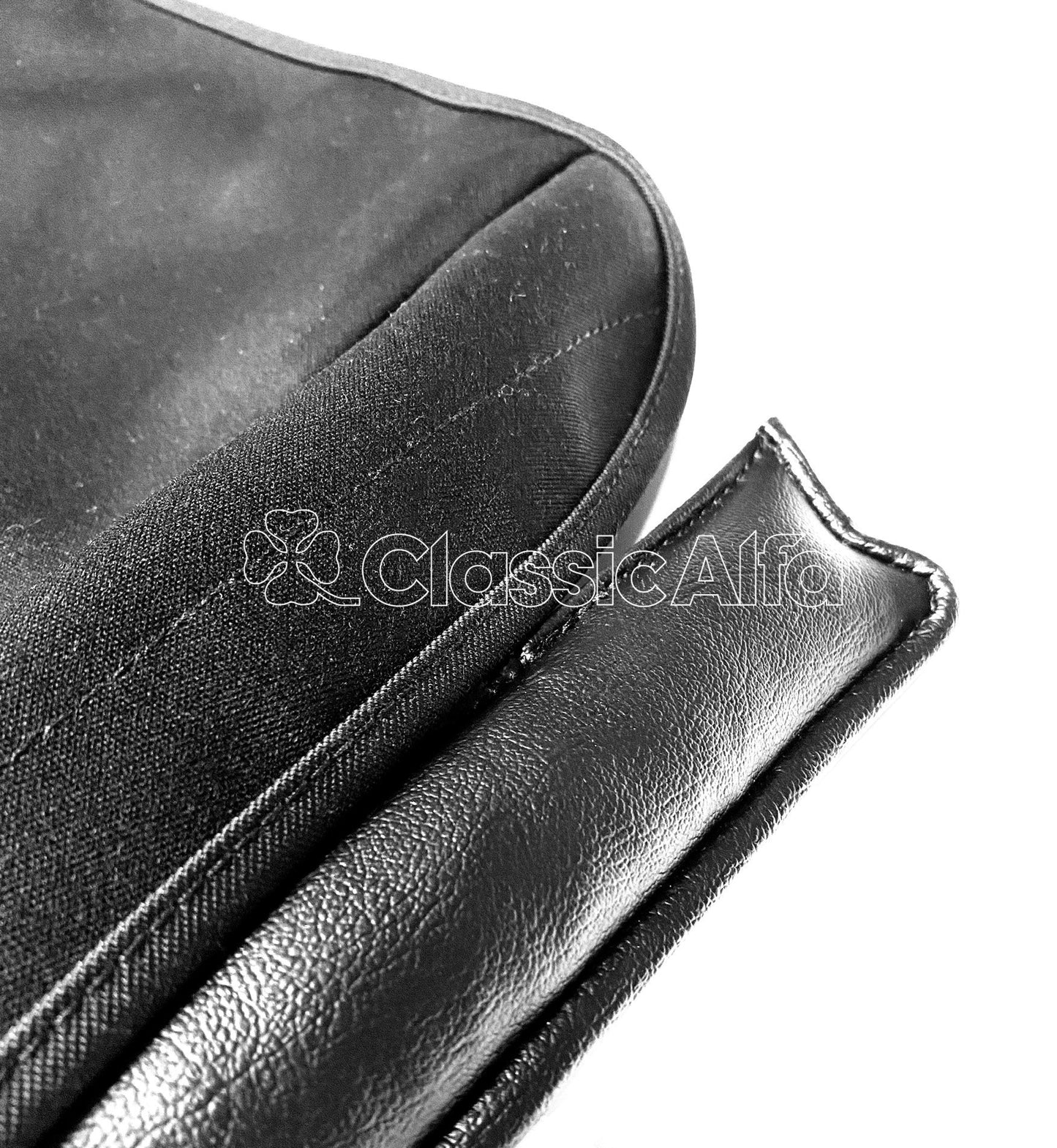 IN064 SOFT-TOP SPIDER 1970-93 - BLACK