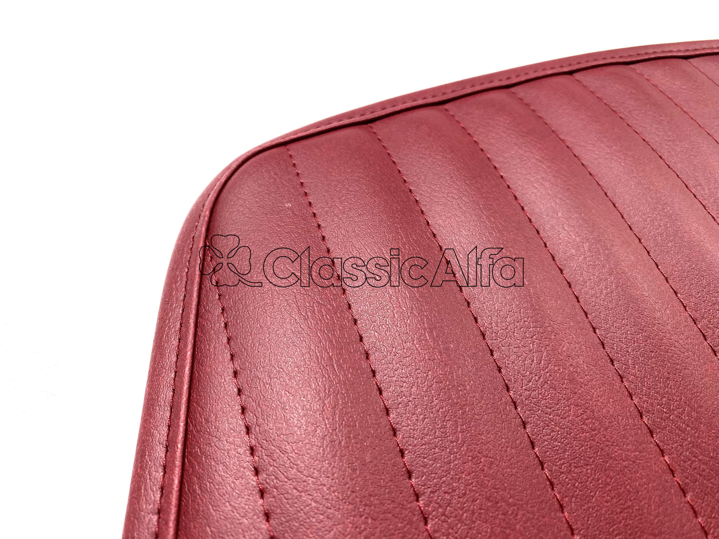 IN069/1 REAR SHELF VINYL COVER ROUNDTAIL SPIDER BURGUNDY