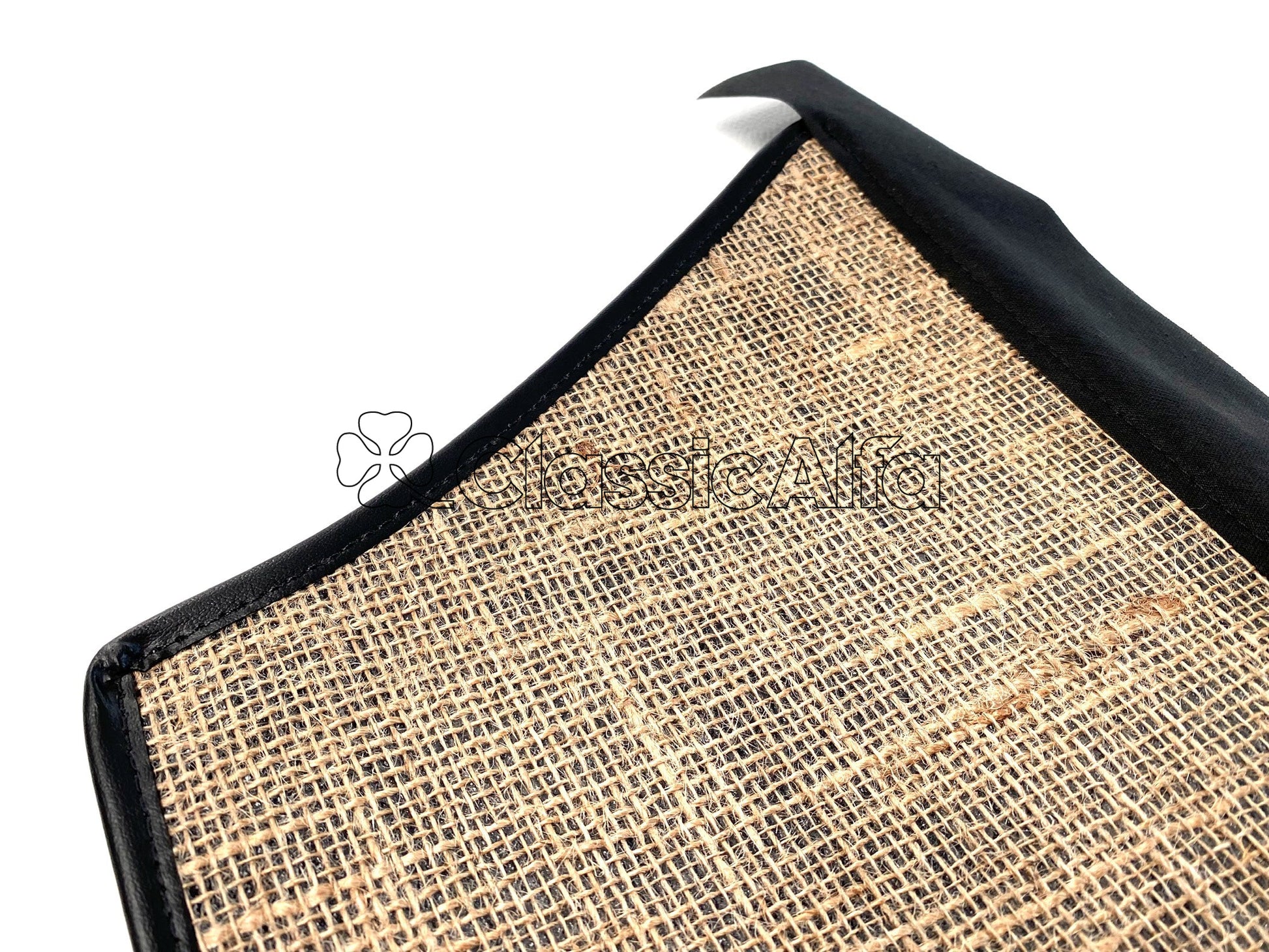 IN100/1 PREMIUM KAMMTAIL SPIDER BOOT CARPET SET