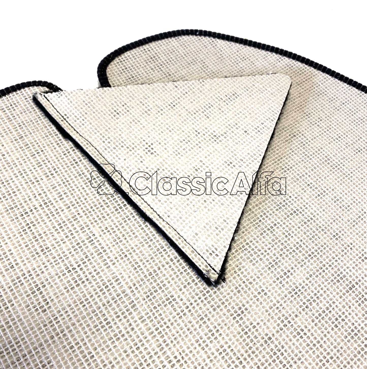 IN123 SPIDER 1970-84 CARPET FOR REAR SEAT AREA - BLACK