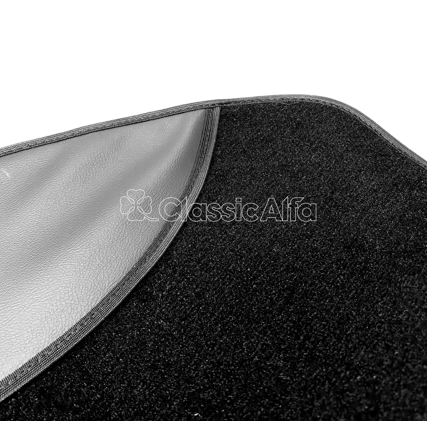 IN124 GIULIA SALOON CARPET SET - LEFT HAND DRIVE HANGING PEDALS