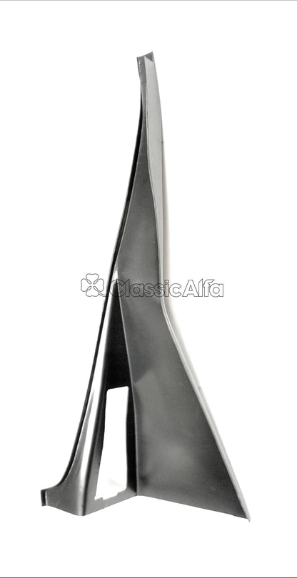 IN141 ROUNDTAIL SPIDER LEFT B-POST TRIM