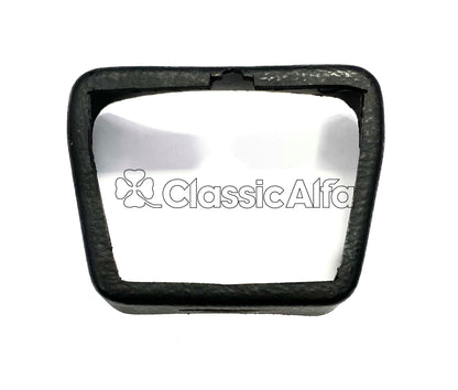 IN167 BASE FOR ASHTRAY - SPIDERS 1966-82 / 1300 GT JUNIOR