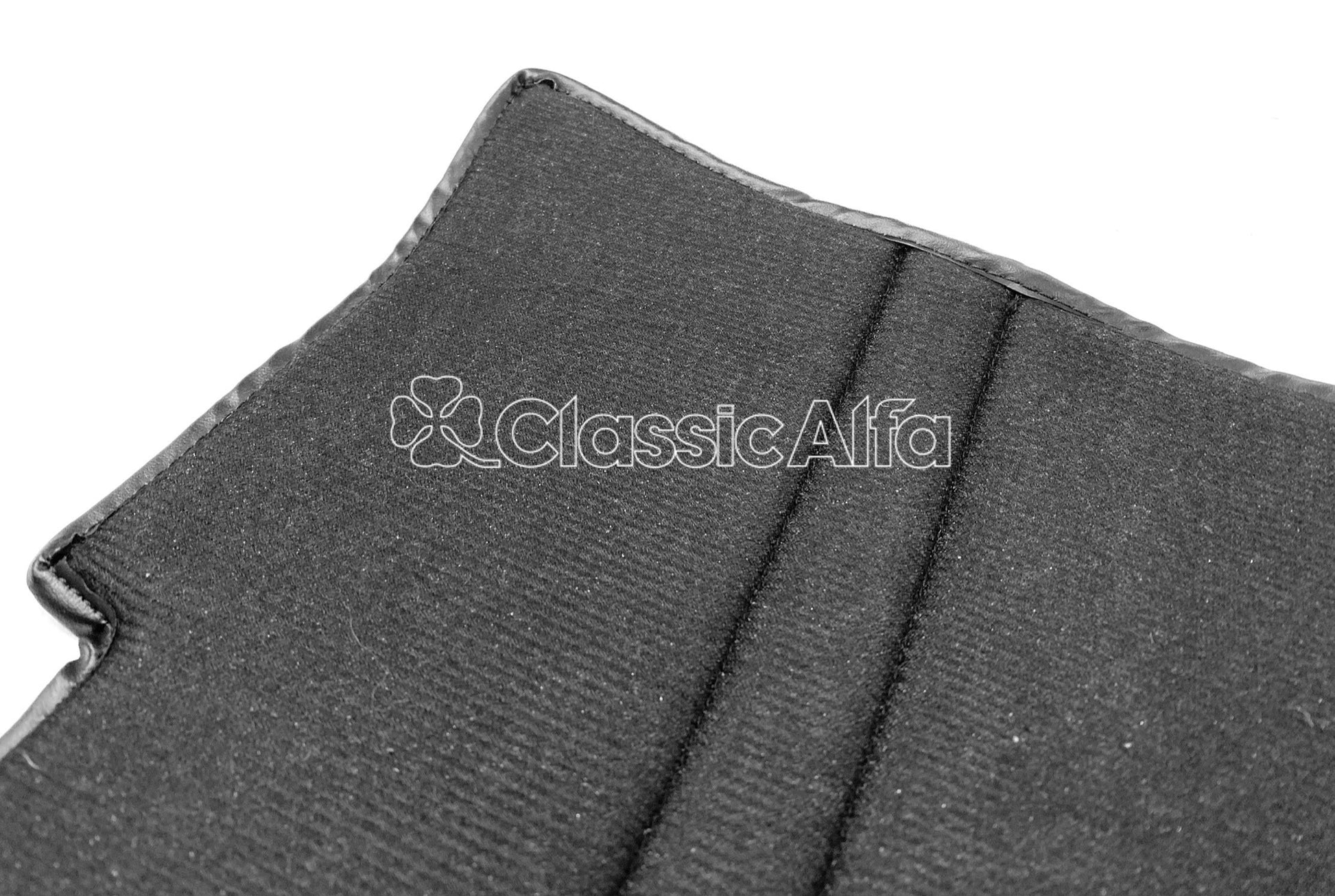 IN177 GT TRANSMISSION TUNNEL MAT SET