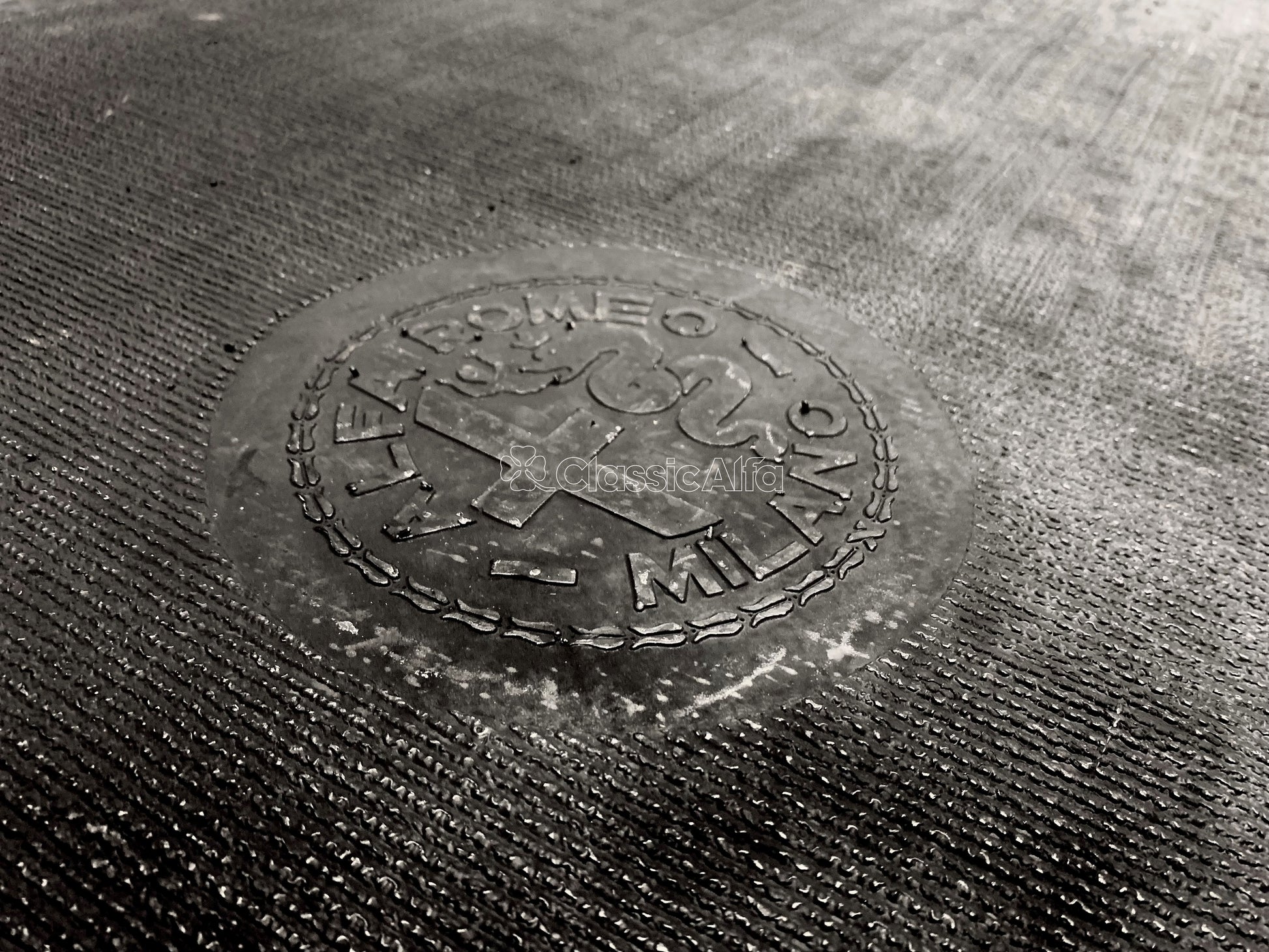 IN203 GIULIA SALOON BOOT RUBBER SET-BLACK