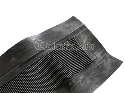 IN219  ROUNDTAIL BOOT MAT BEHIND REAR LIGHTS