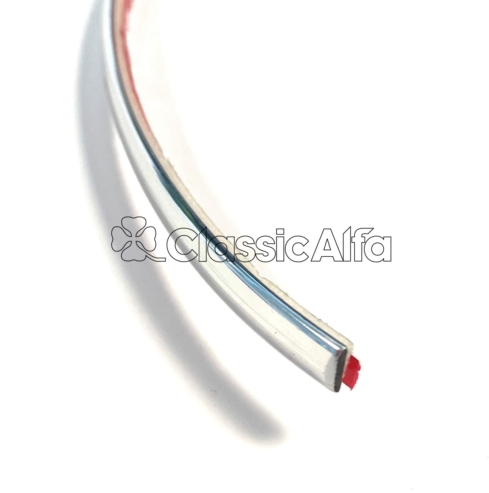 IN226 CHROME EDGING DOOR HANDLE 2000 GTV , 1750 & 2000 BERLINA