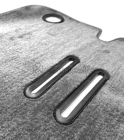 IN243 LHD 1750 GTV STANDING PEDALS CARPET SET - GREY