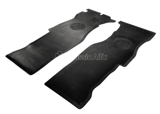 IN256 GIULIA RUBBER FLOOR MATS- STANDING PEDAL - LEFT HAND DRIVE CARS