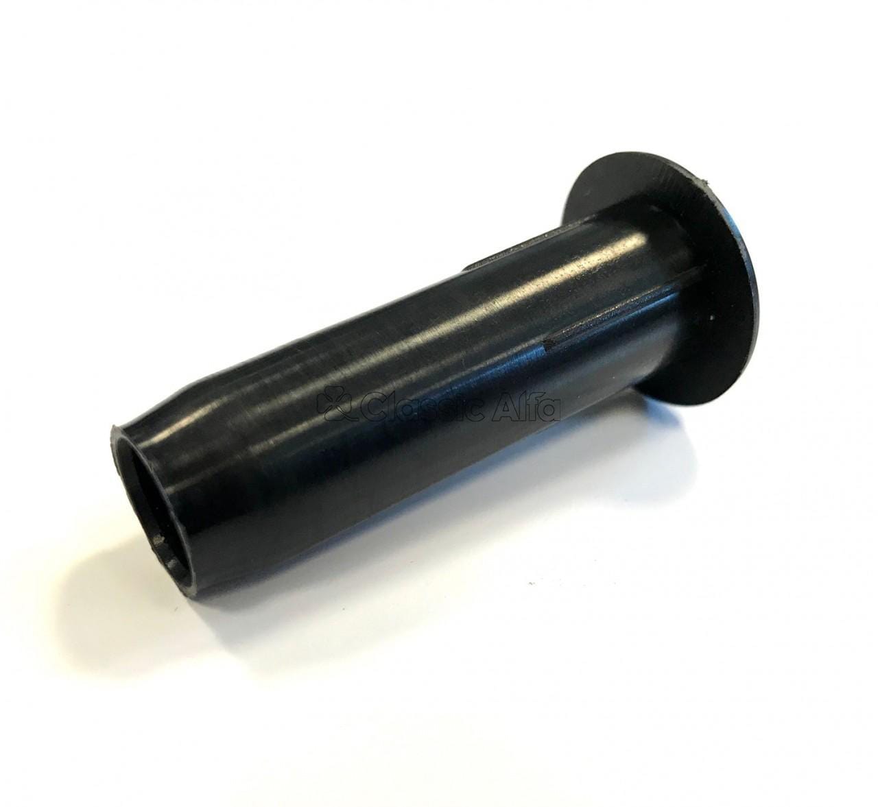 IN272 SPIDER HEADREST SLEEVE TRIM