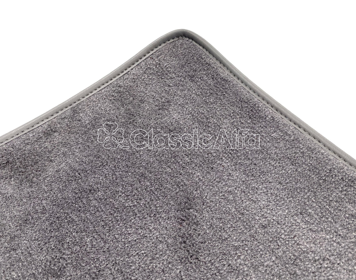 IN311 GTV 1750 MK1 GREY CARPET 1967-69 - RIGHT HAND DRIVE - STANDING PEDAL