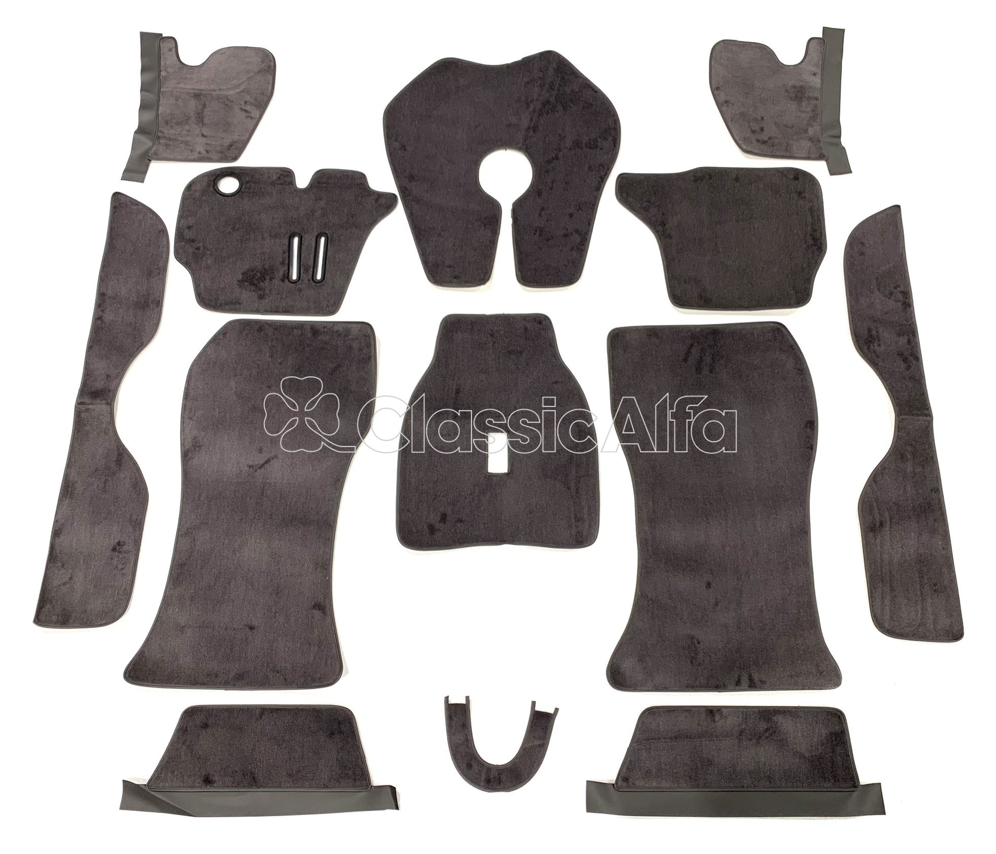 IN312 GTV 1750 MK1 GREY CARPET 1967-69 - LEFT HAND DRIVE - STANDING PEDAL