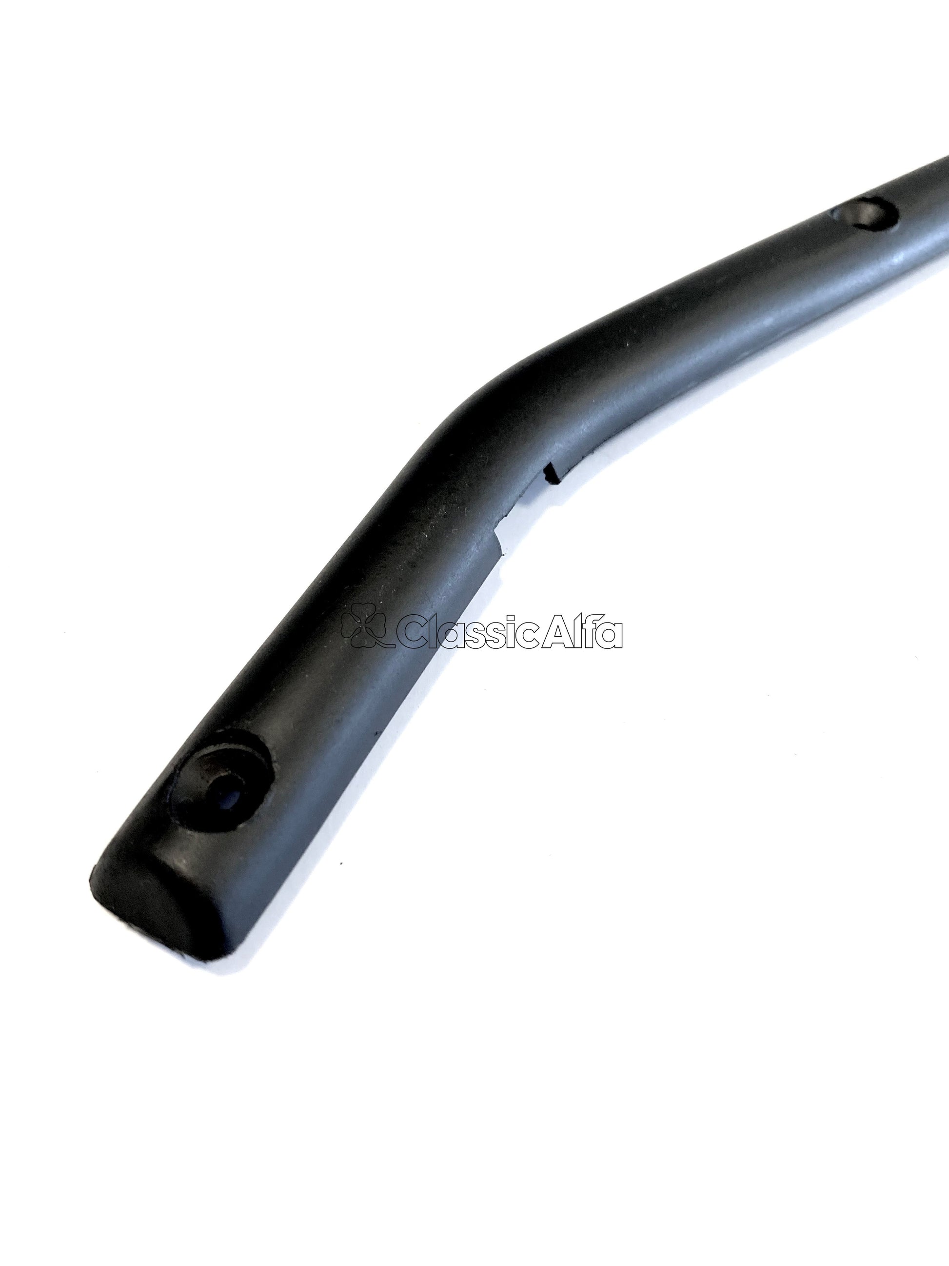 IN315 FRONT SEAT BACK- LOWER FIXING TRIM 1750 & 2000 GTV