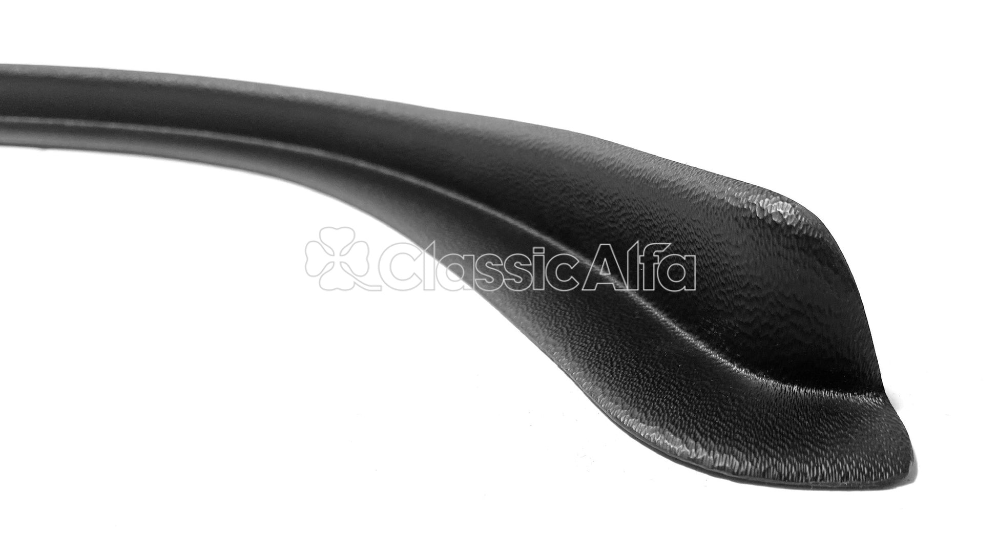 IN334 EARLY 105 GT PARCEL SHELF EDGING STRIP (PLASTIC) 