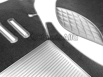 IN353 GT JUNIOR BLACK CARPET 1966-69 - LHD STANDING PEDALS 