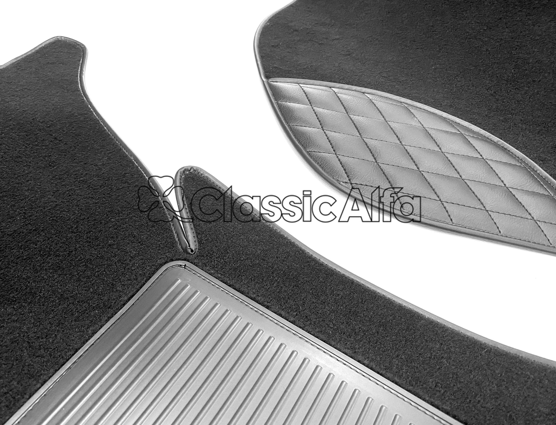 IN354 GT JUNIOR BLACK CARPET 1970-76 - LHD HANGING PEDALS 