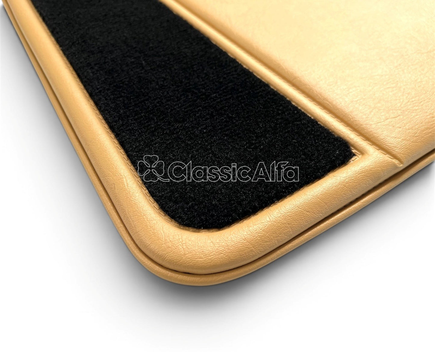 IN371/1 SPIDER TAN DOOR PANELS 1987-88