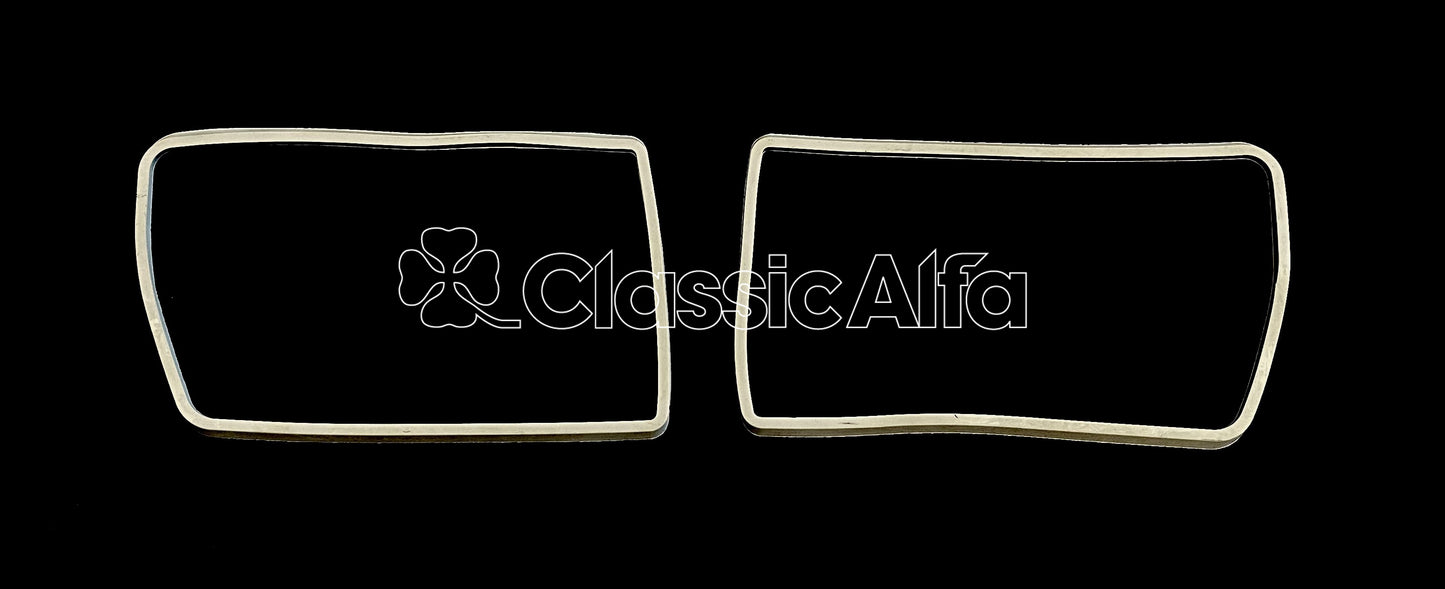 LT021/2 REAR LIGHT INNER SEALS - PAIR - EARLY GT