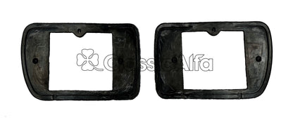 LT021 REAR LIGHT SEAL - PAIR - 1300-1750 GT/GTV