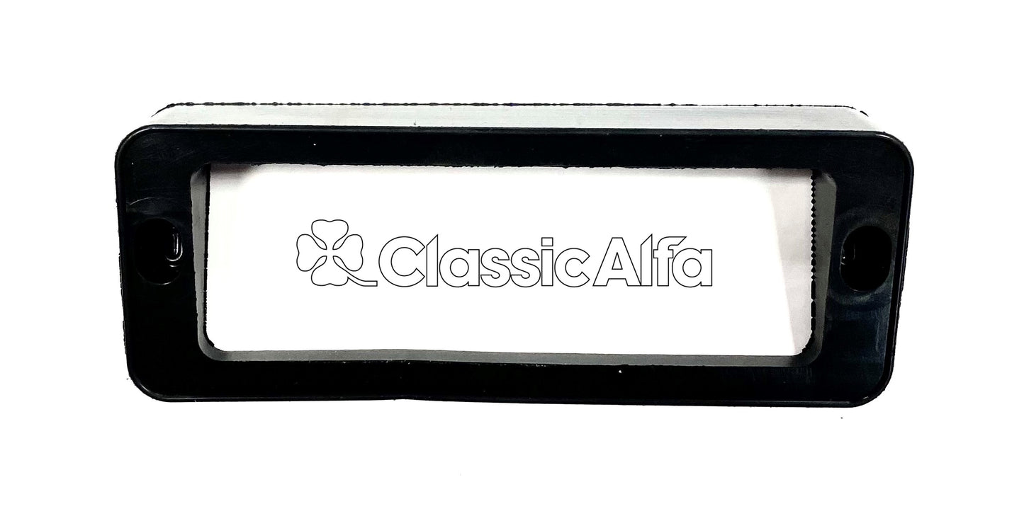 LT022/1 GT/GTV REVERSING LIGHT UNIT RUBBER BACKING