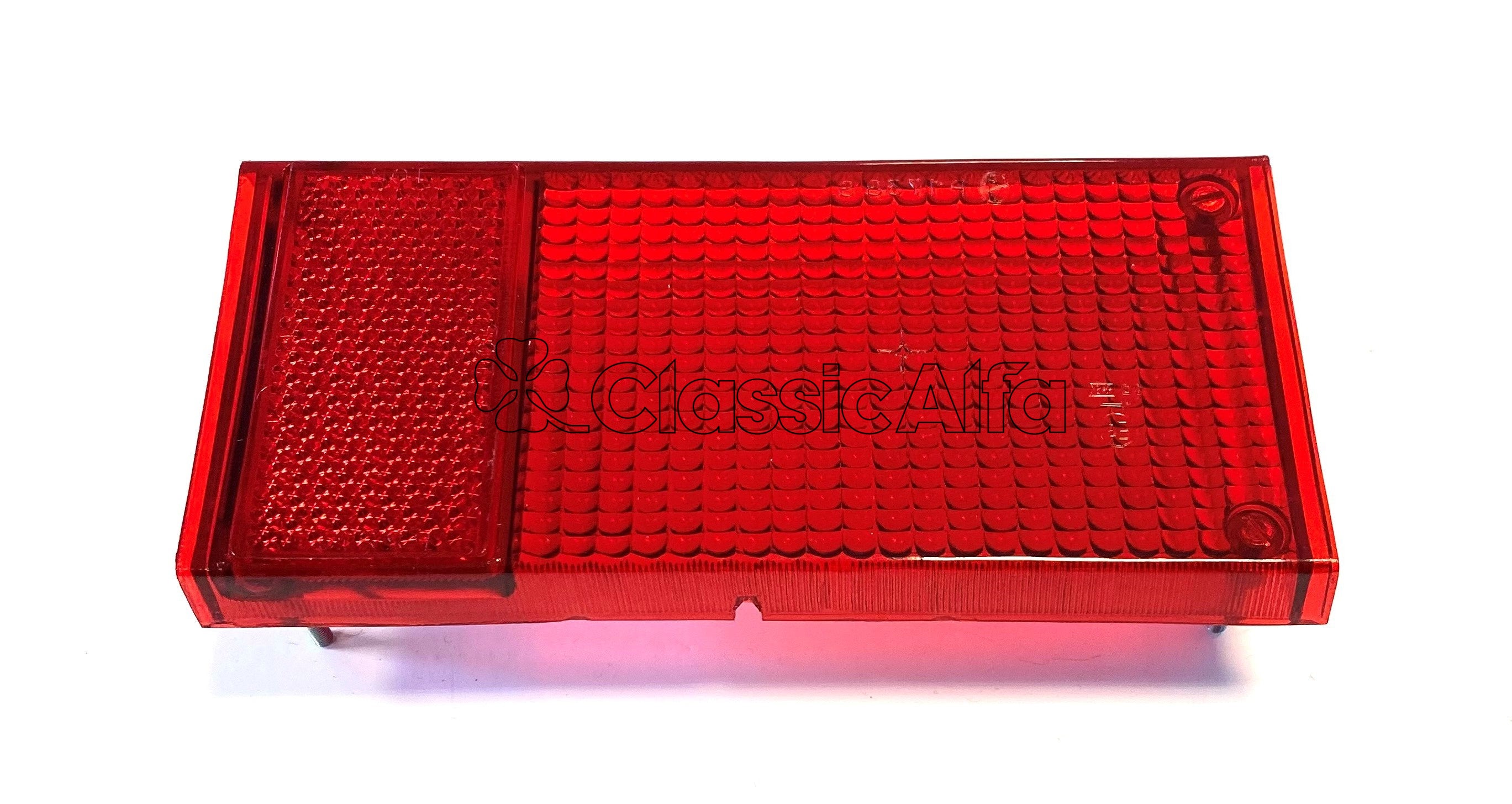 LT037/1 1970-83 SPIDER RED REAR LENS RIGHT – Classic Alfa