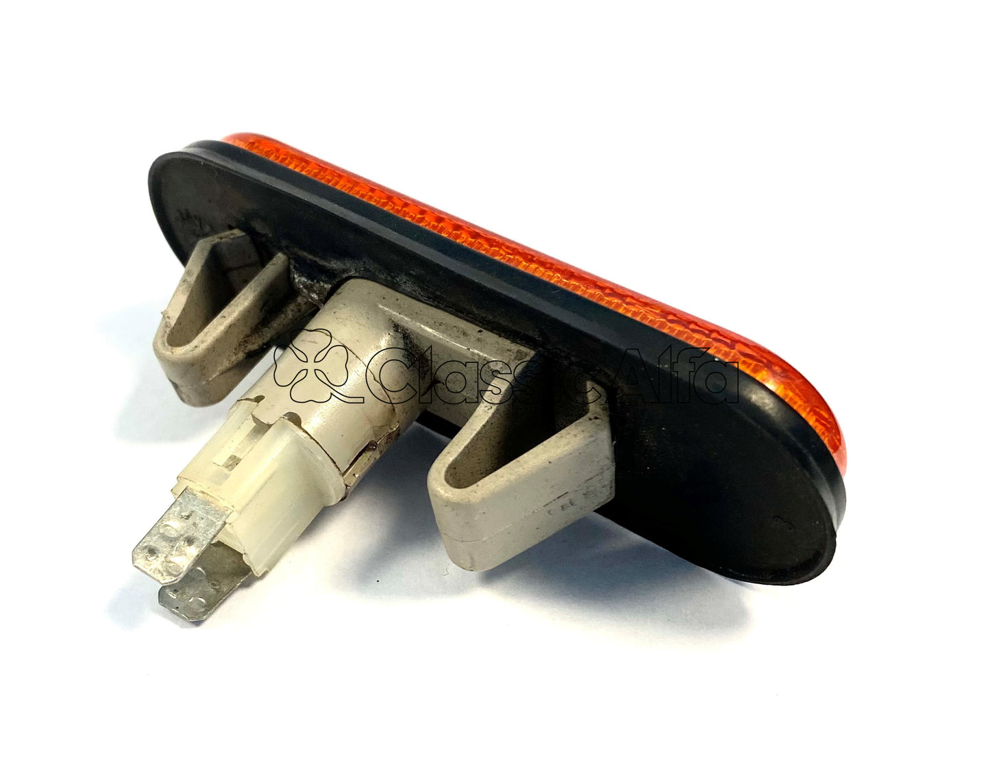 LT052 OVAL REPEATER S4 & 75