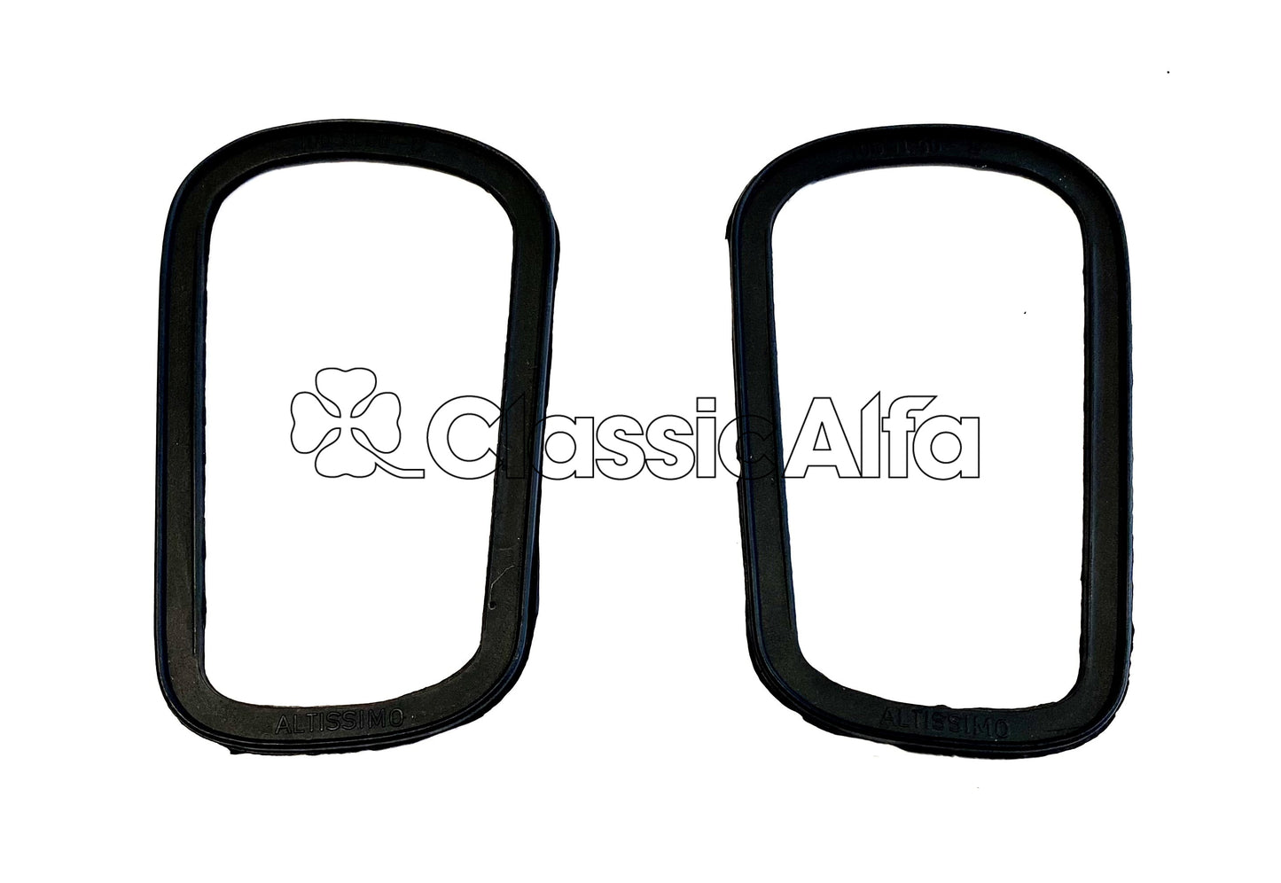 LT090 STEP-FRONT GT SIDELIGHT TO BODY SEALS - PAIR