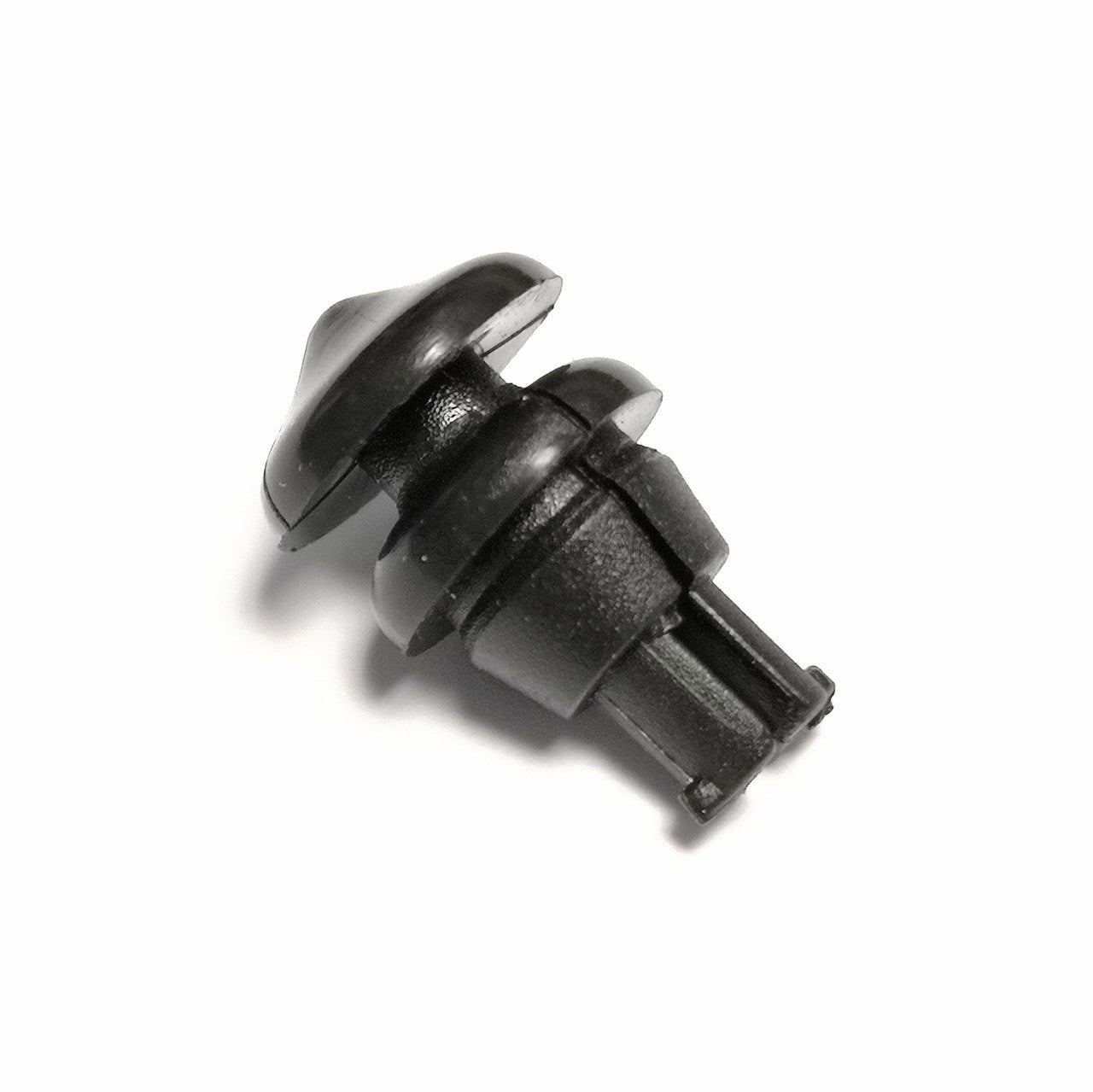 LT104  COURTESY LIGHT SWITCH - GIULIA & BERLINA